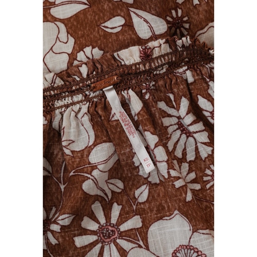 Sz XS Free People Brown Cropped Miss Daisy Printed Top In Vintage Combo EUC - Picture 4 of 4